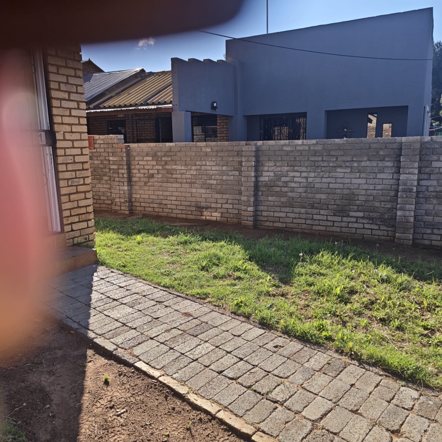 To Let 2 Bedroom Property for Rent in Kuruman Northern Cape